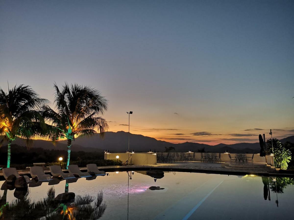 Ai World Park And Resorts Bacungan Εξωτερικό φωτογραφία